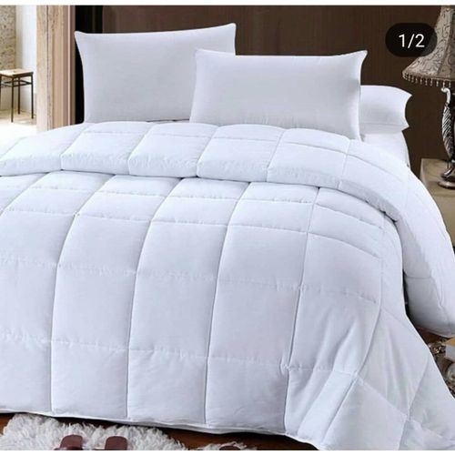Polish White Duvet,bedsheet With 4 Pillow Cases