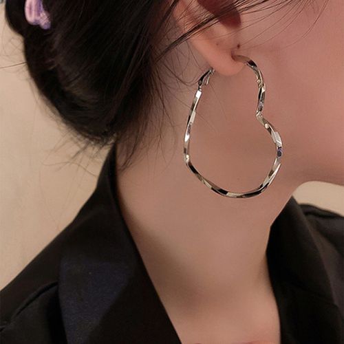 Beautiful Ladies Cool Style Heart Shaped Earrings