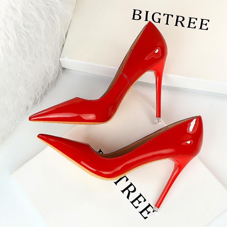 Women's high heels 7.5CM-6 simple shiny pointed high heels Red