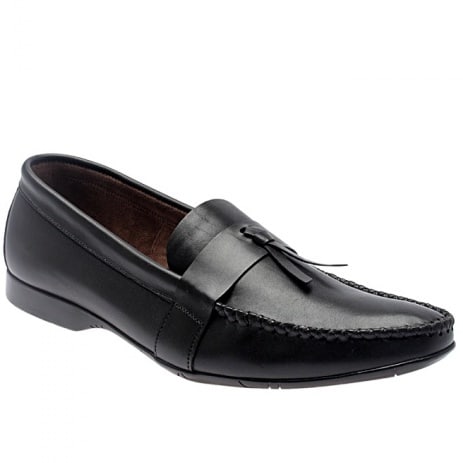 Loafers With Belt Detail - Black