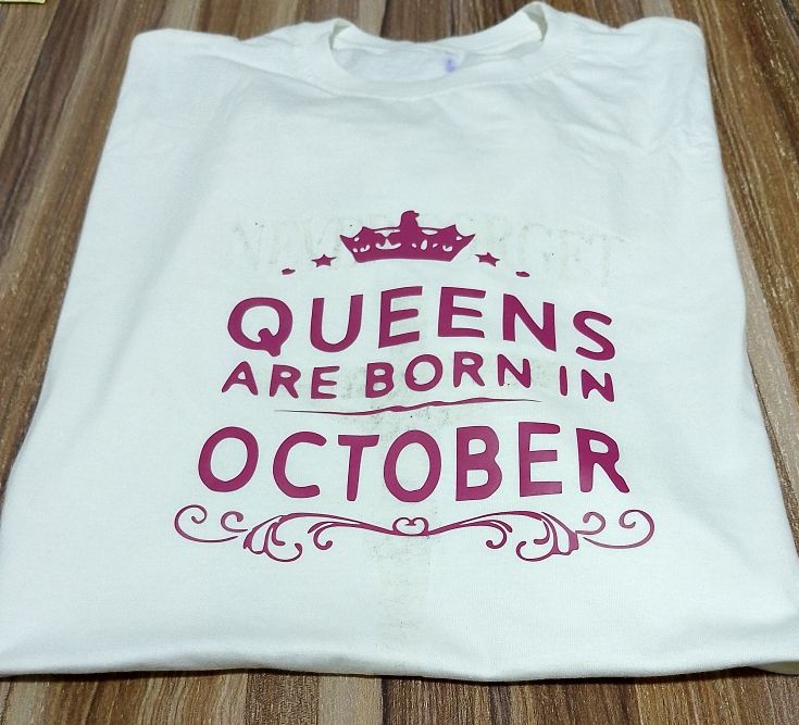 Queens Are Born In October Birthday T-shirt - White