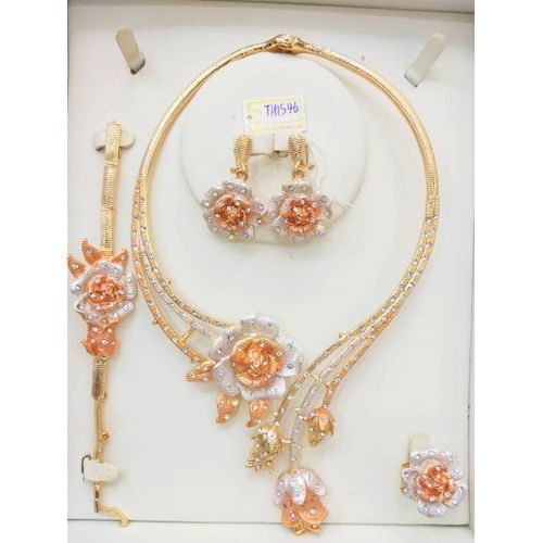 Happy Twirl Wedding And Engagement Jewelry Set
