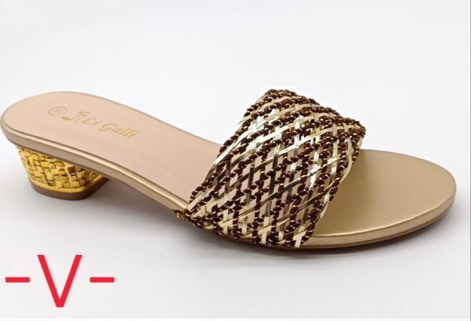 Beautiful Female Fashion Slippers Heels (gold)
