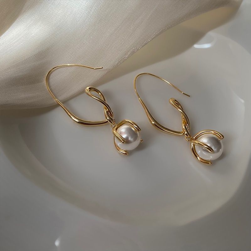 Kq French Vintage Gold Pearl Earrings