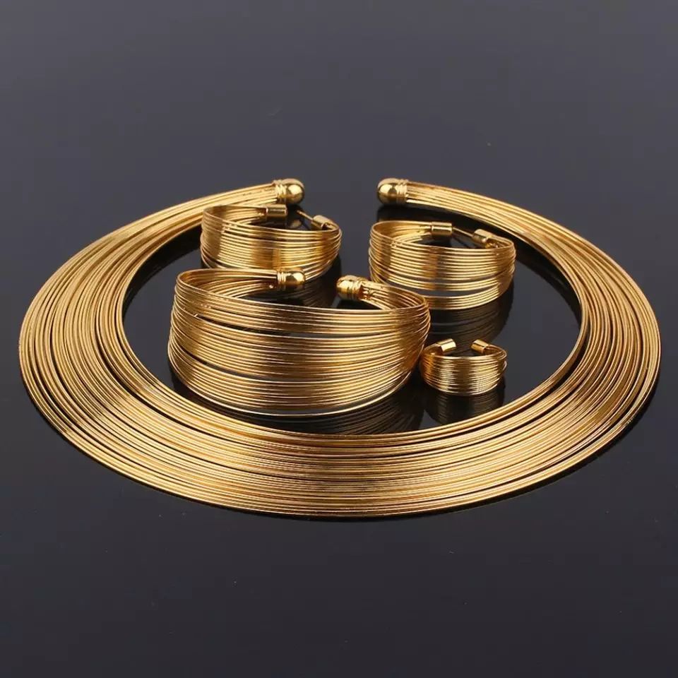 Quality Wire Costume Women Jewelry Set Accessories Female Gold Necklace Sets
