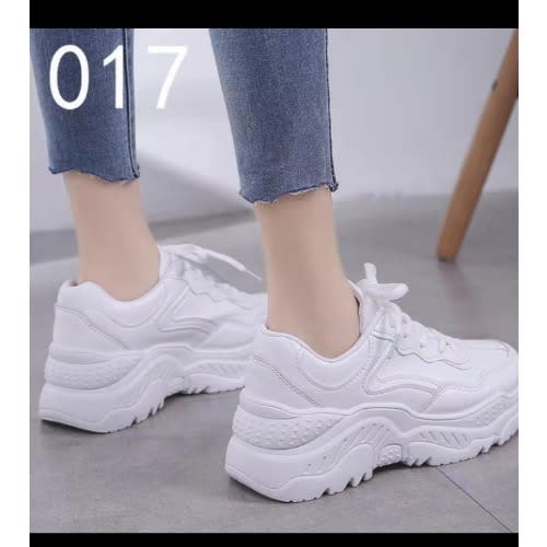 Unisex White Lace Up Sneakers