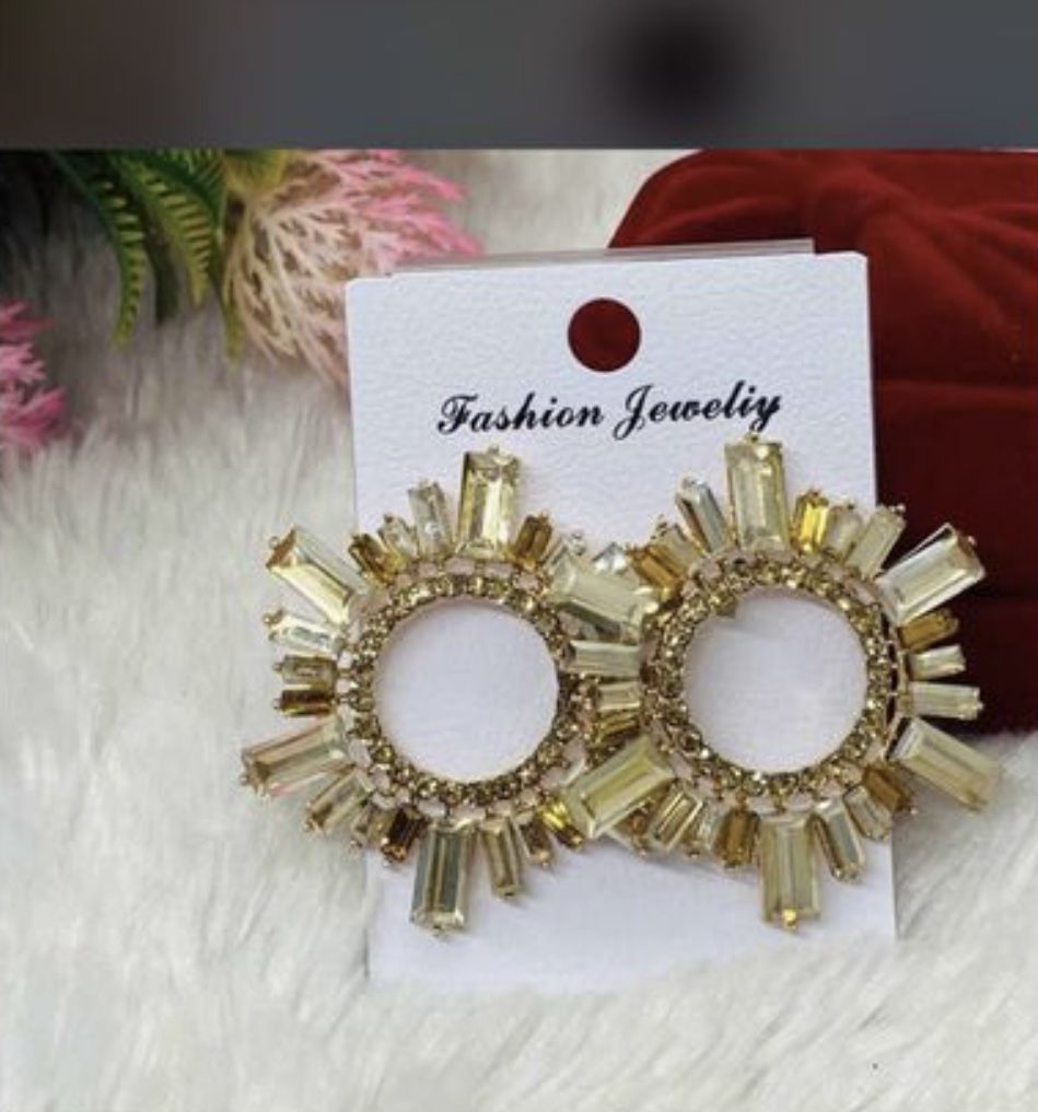 Trendy Fashion Earring (gold)