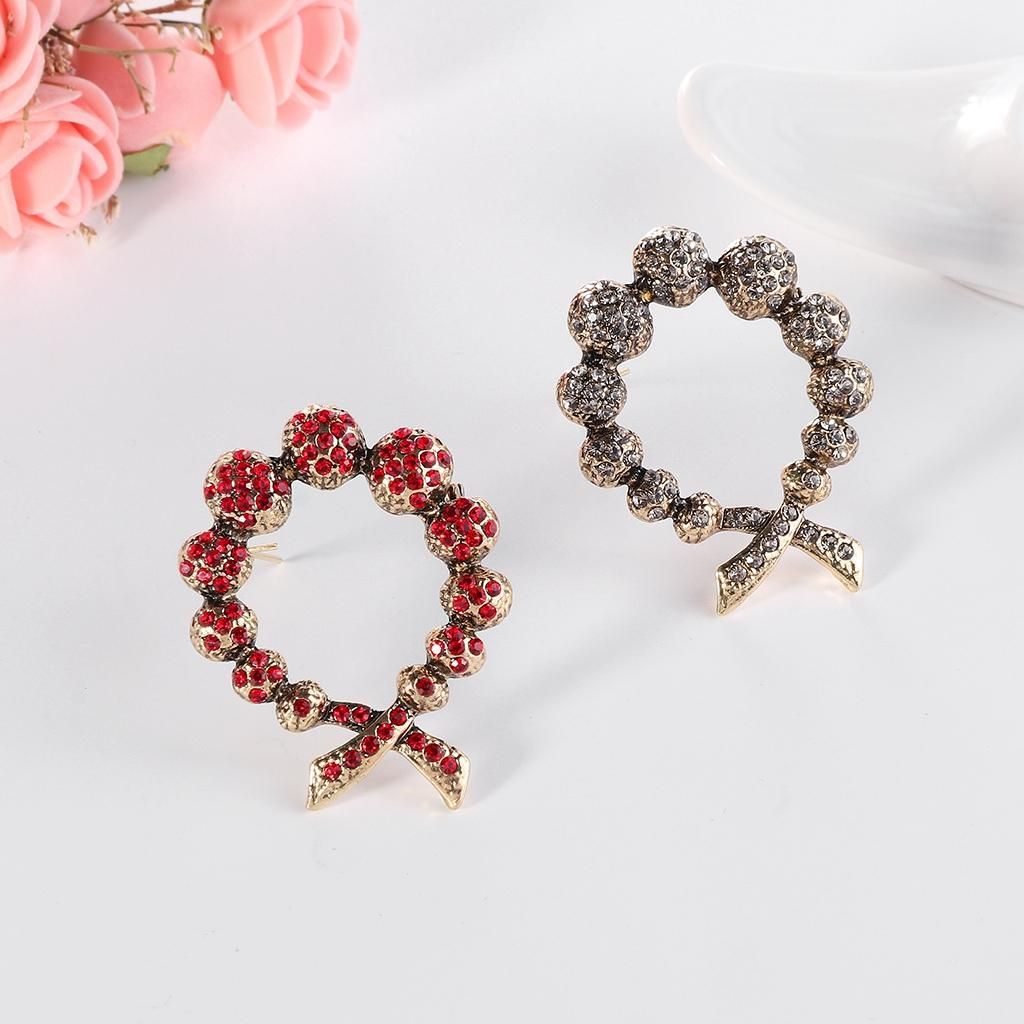 Brooch Retro Crystal Ball Alloy Simple Sweater with
