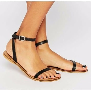 Classic Female Open Leg Black Sandals