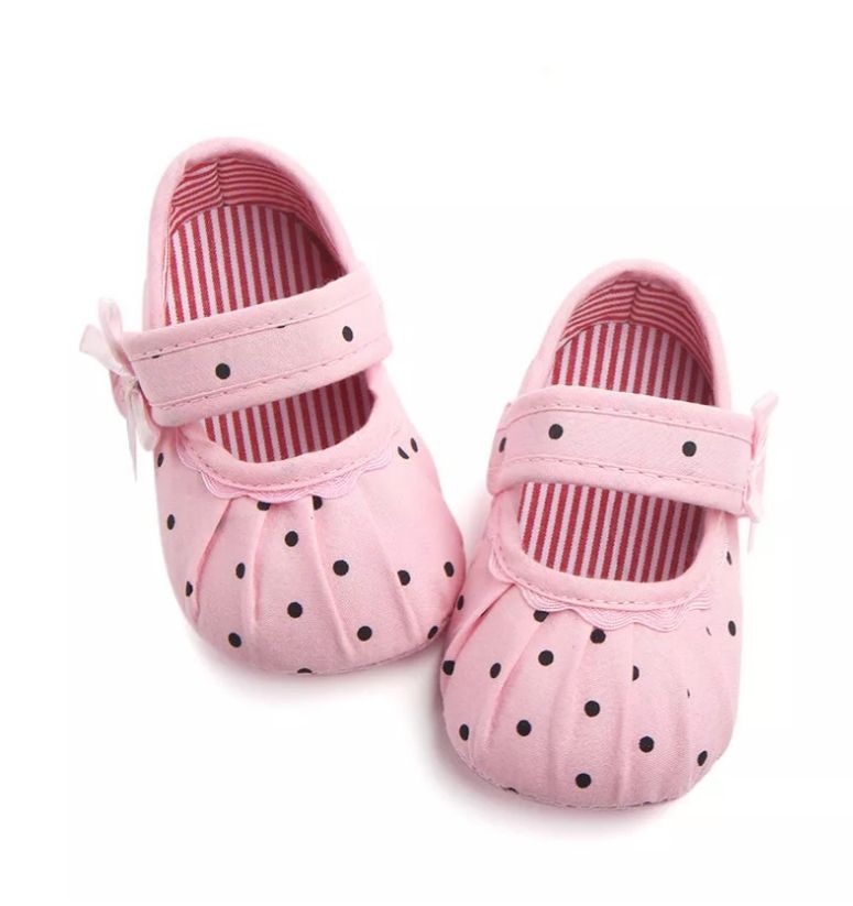 Newborn Baby Girl Polka Dot Shoes