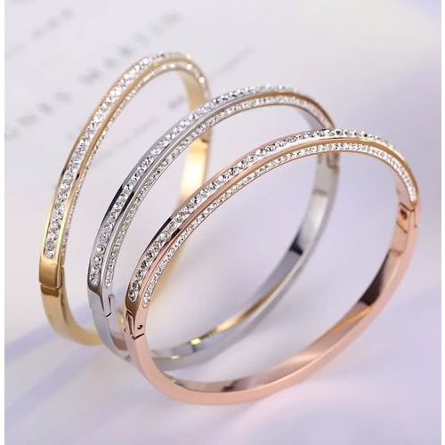 3 In1 Women's Gold Plated Bracelet Set Styled Jewelry.