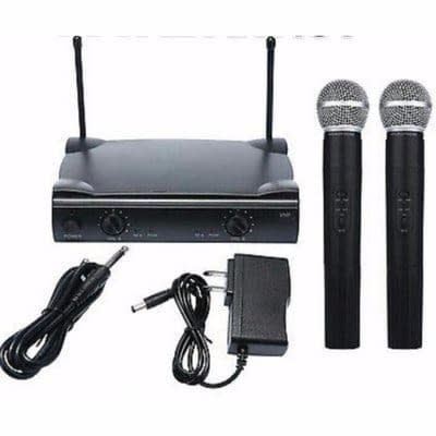Wireless Microphone System With 2 Microphones - Vocal Artist Sm 58
