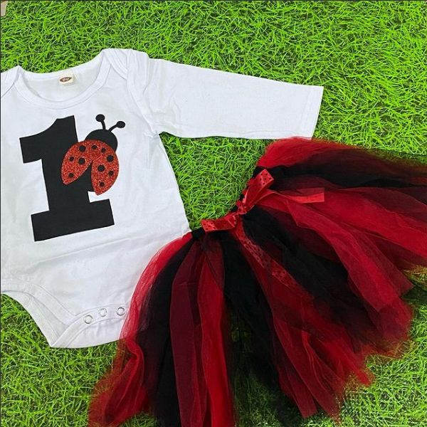 1 Year Photoshoot Outfit