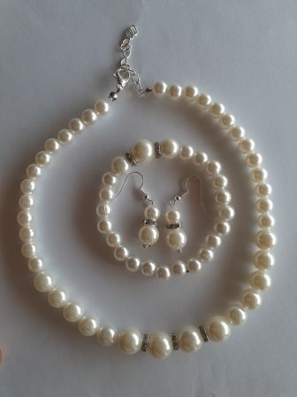 3 In 1 Necklace, Earring And Bracelet Beads Jewelry