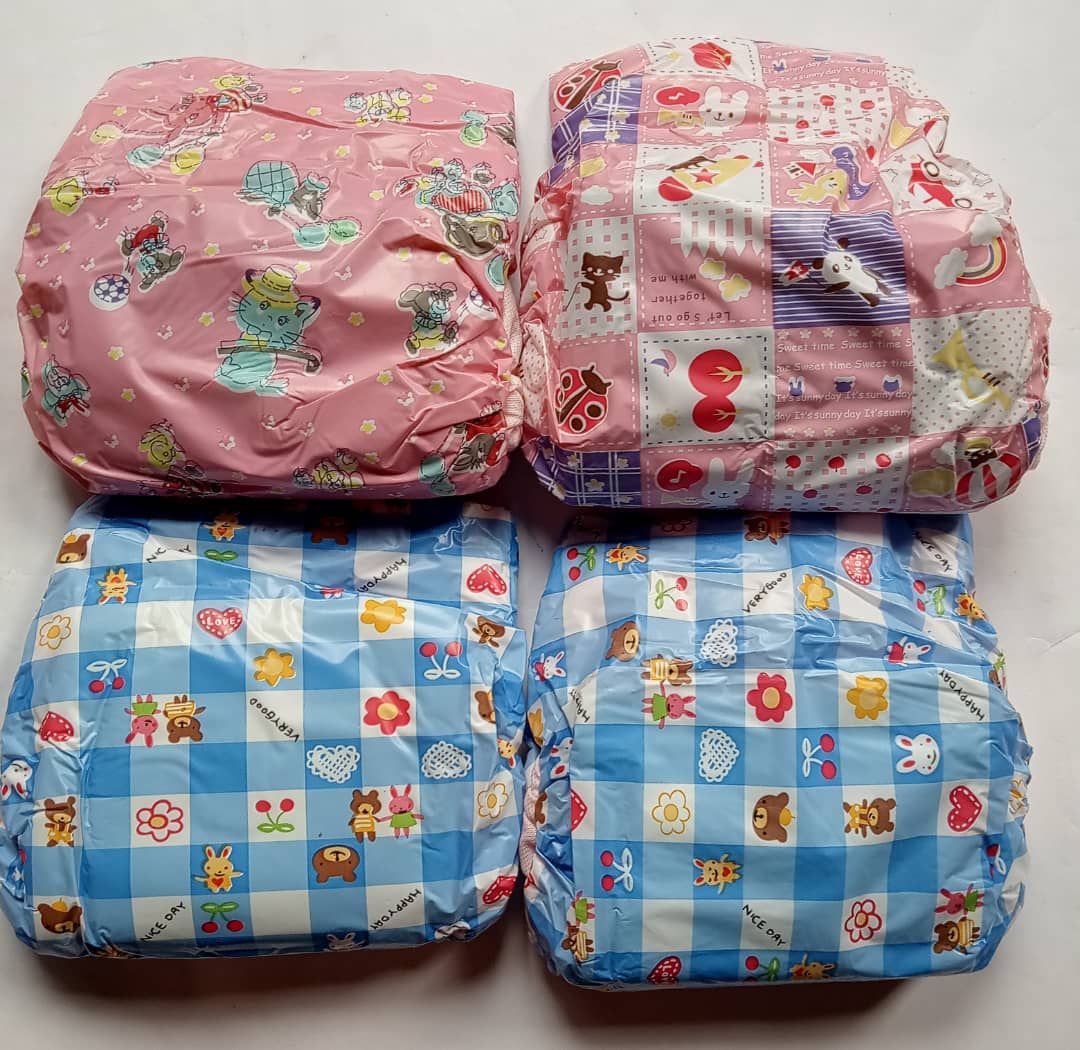 4 Washable Baby Diapers 