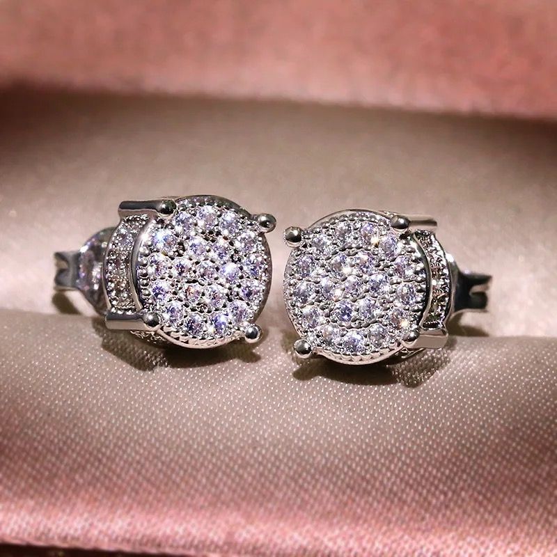 TRENDY MALE &FEMALE LUXURY STUD ICE EARRING