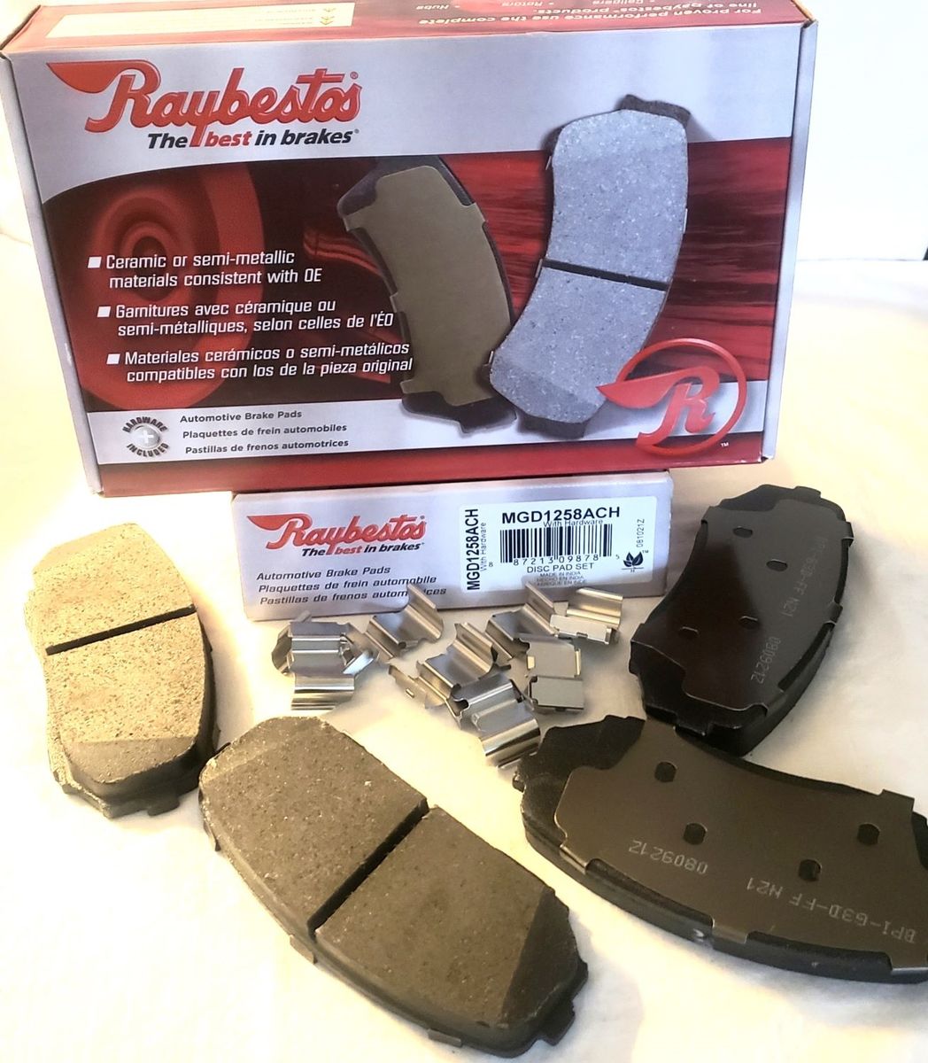 RAYBESTOS MGD 1258ACH CERAMIC FRONT BRAKE PAD SET