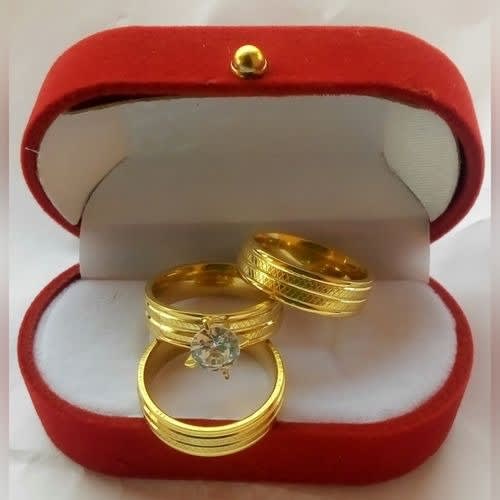 Wedding Rings Set With Case - 3piece - Gold