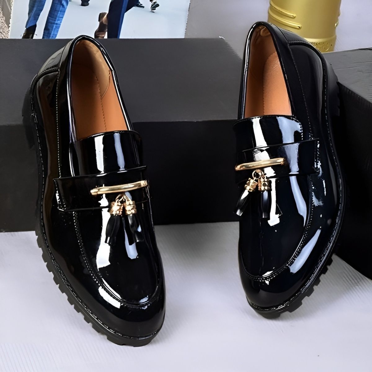 CHAIN TIE SHINING HEEL DESIGNERS SHOE BLACK
