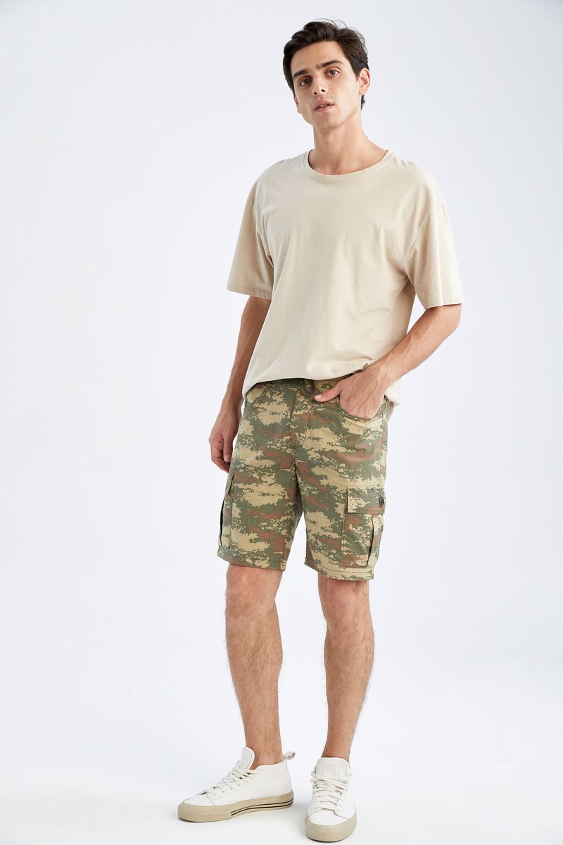 Man Young Regular Fit Woven Bermuda - Green