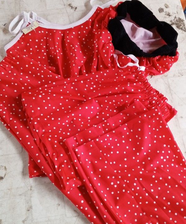 4 Ladies Set Of Night Wear - Top And Short -hair Burnet