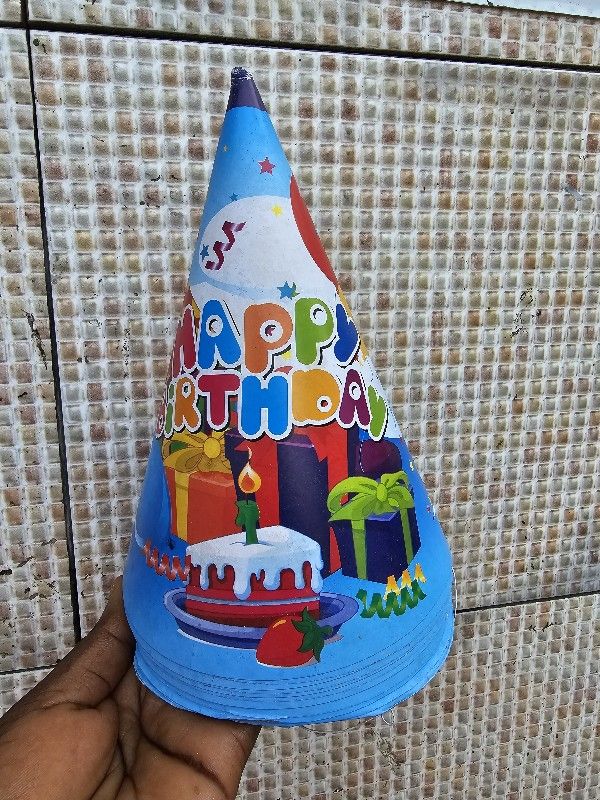 12 Pcs Party Hats - Multicolor