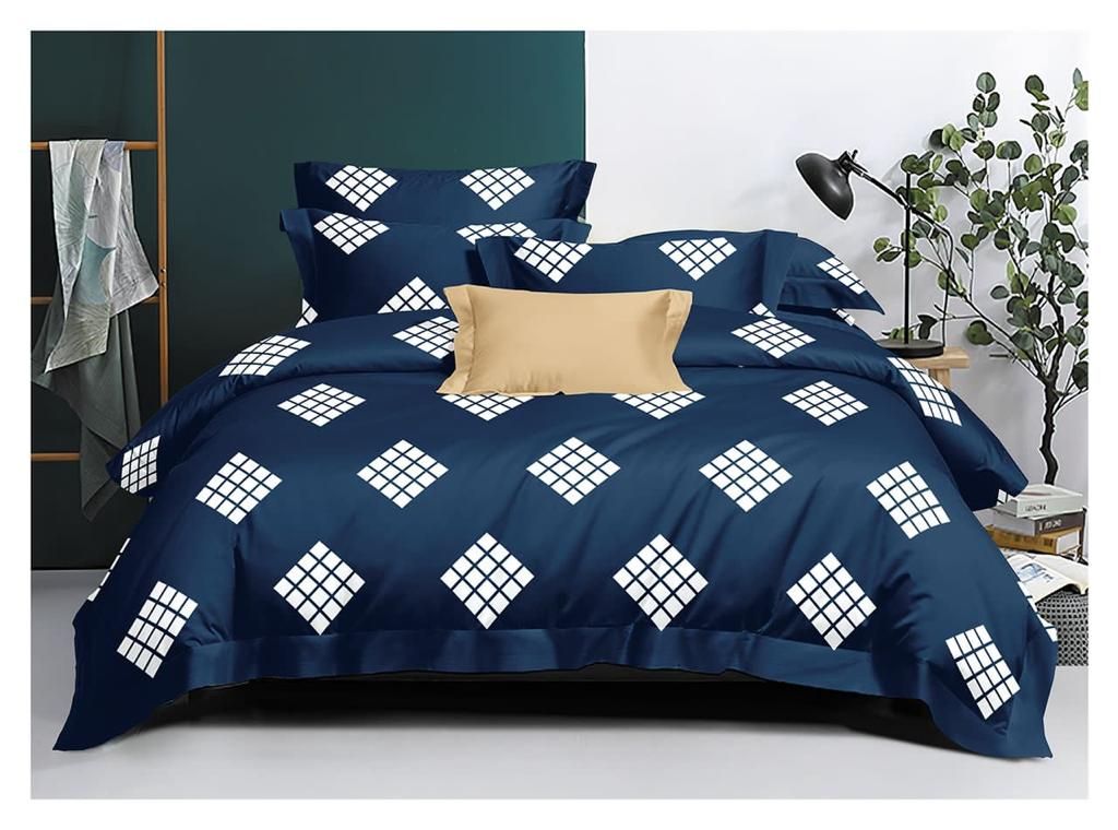 7 By 6 Duvet With  (4 ) Pillow Case