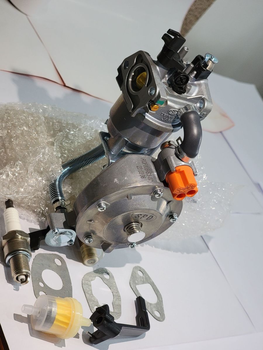 Gas Carburetor Hybrid,(LPG,LNG,CNG,PMS)With Iridium Spark Plug For 2Kva 4.5Kva Generator.