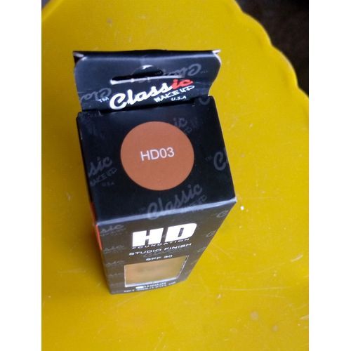 Classic HD Foundation - HD03 Chocolate