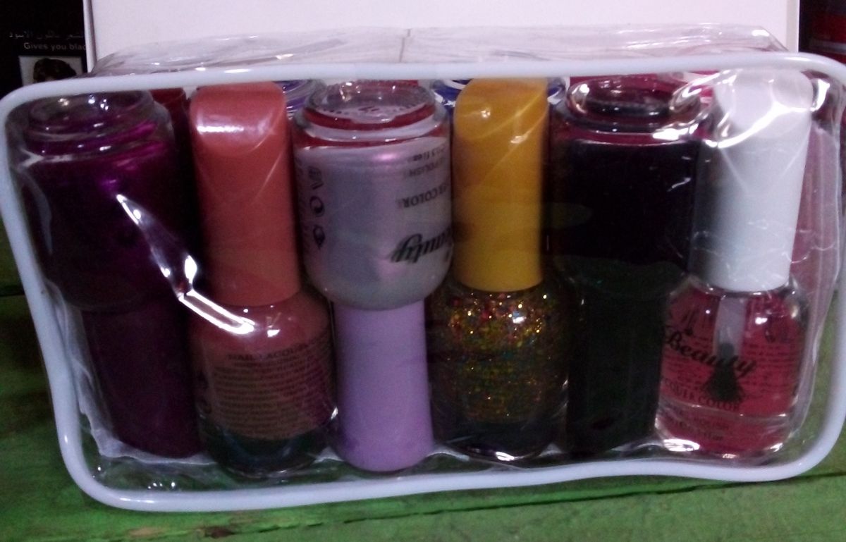 SET OF 12 MULTI COLOUR  NAIL POLISH COLLECTION