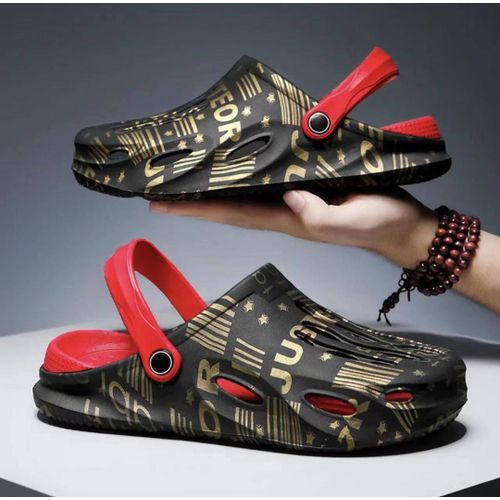 Men Black/Gold Kicks