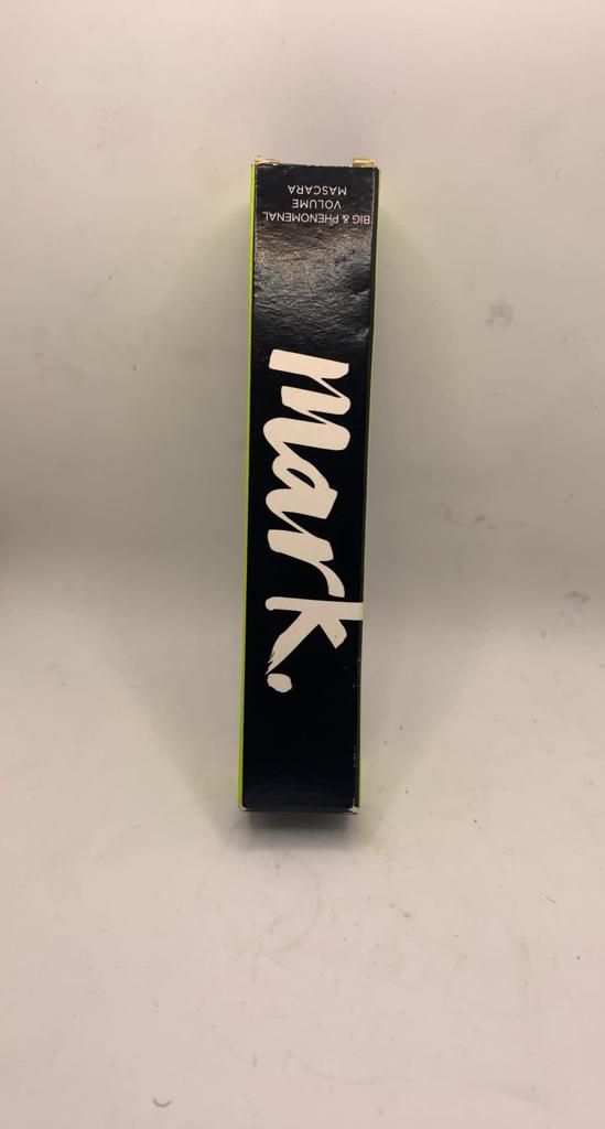 Big And Phenomenal Volume Mascara