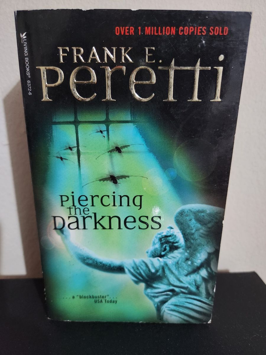 Piercing The Darkness - Christian Novel By Frank Peretti