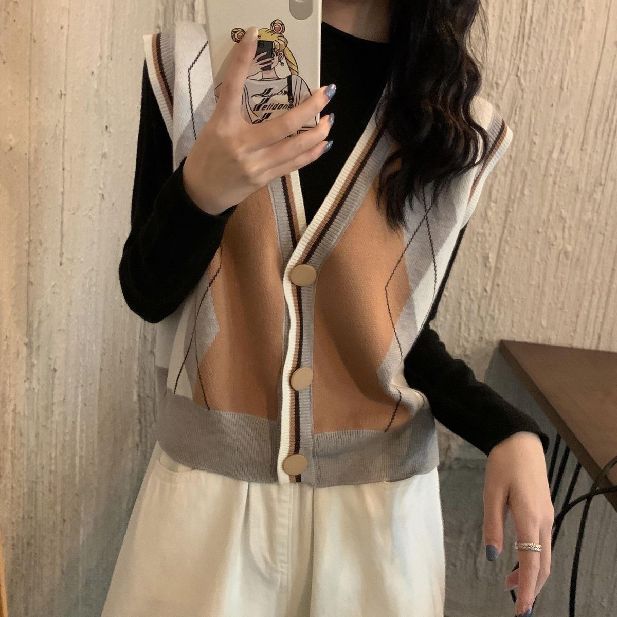 2022 Autumn/Winter New Contrast V-neck Knitted Vest for Women+High Neck Knitted Bottom Shirt