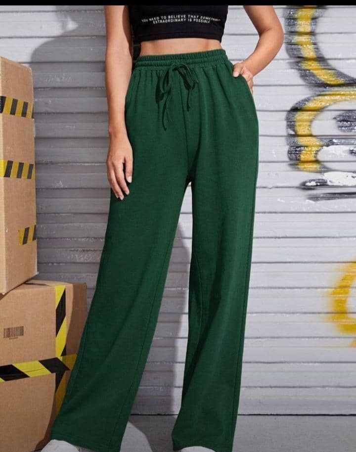 Bagger Ladies Joggers/Best Pair With A Crop Top