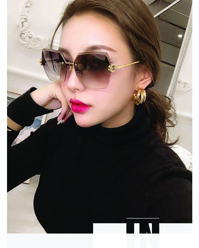 Crystal Cut-Edge  Ladies UV Protection Sunglasses