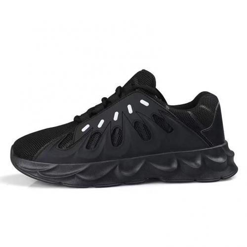 Volcano Sharkbottom WM Sneakers - Black
