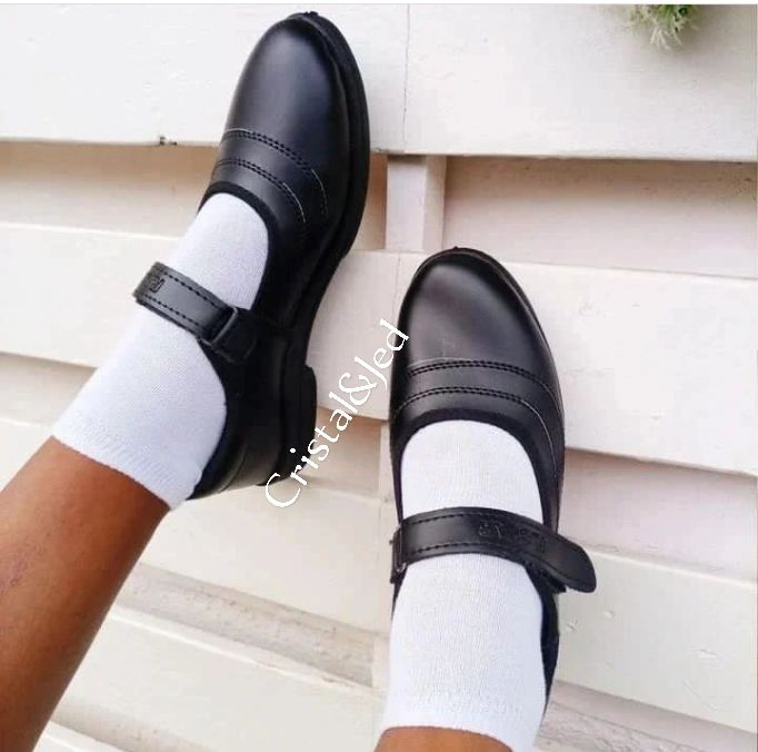 Durable Comfy Girls School Shoe Black
