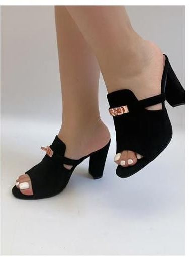 Beautiful Ladies Block Heel Slippers-Black