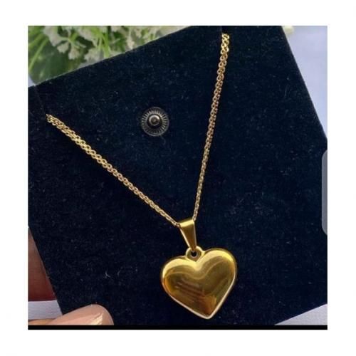 18 Karat Gold Plated Chain With Heart Pendant