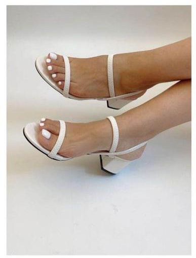 Cute Ladies Low Heel Sandals-White