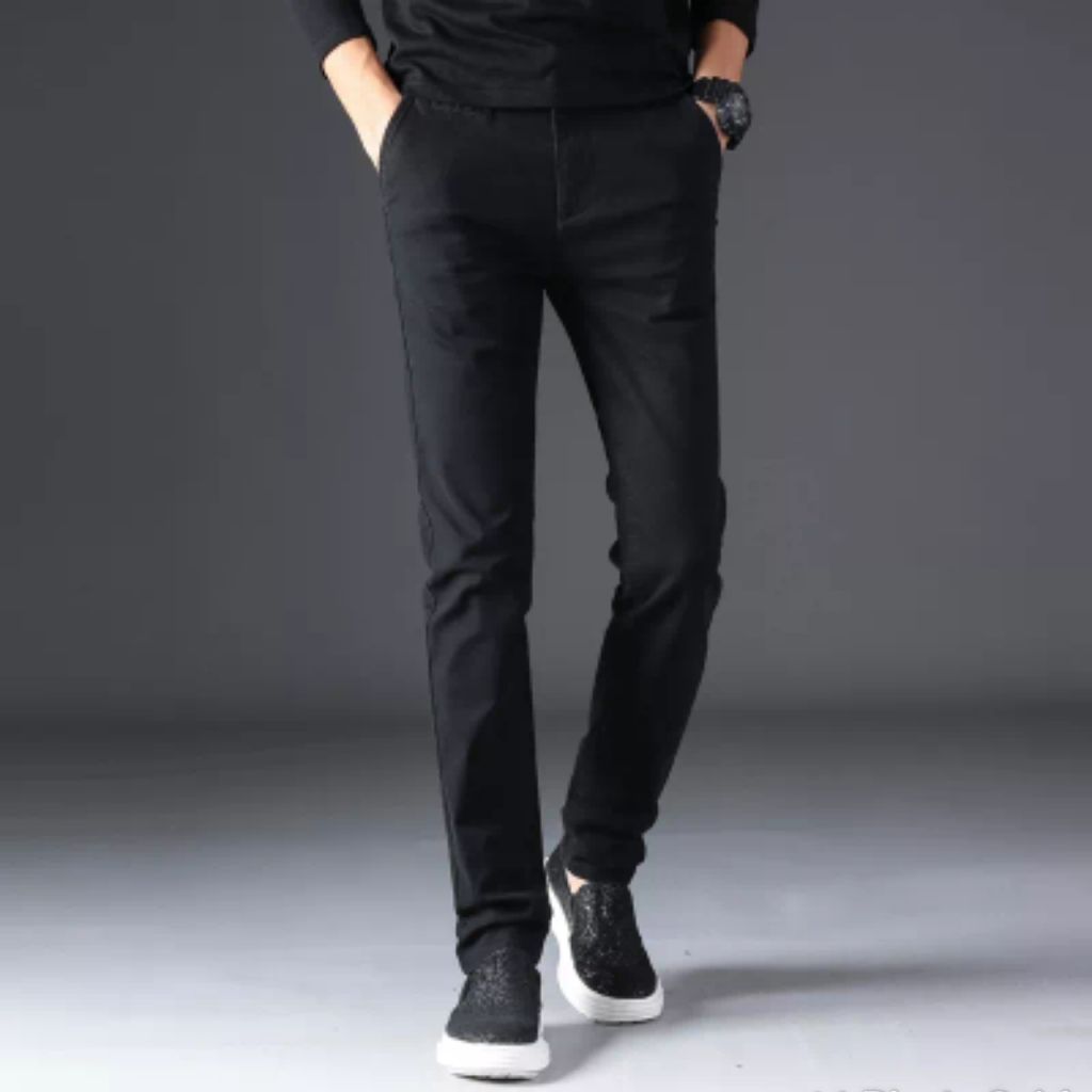 Fine Fashion Chinos: Black