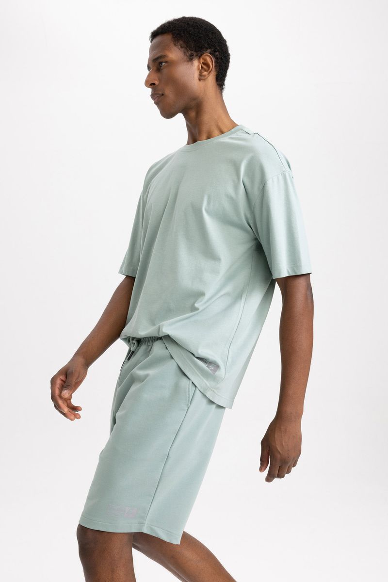Man Oversize Fit Short Sleeve Crew Neck Knitted T-Shirt - Green