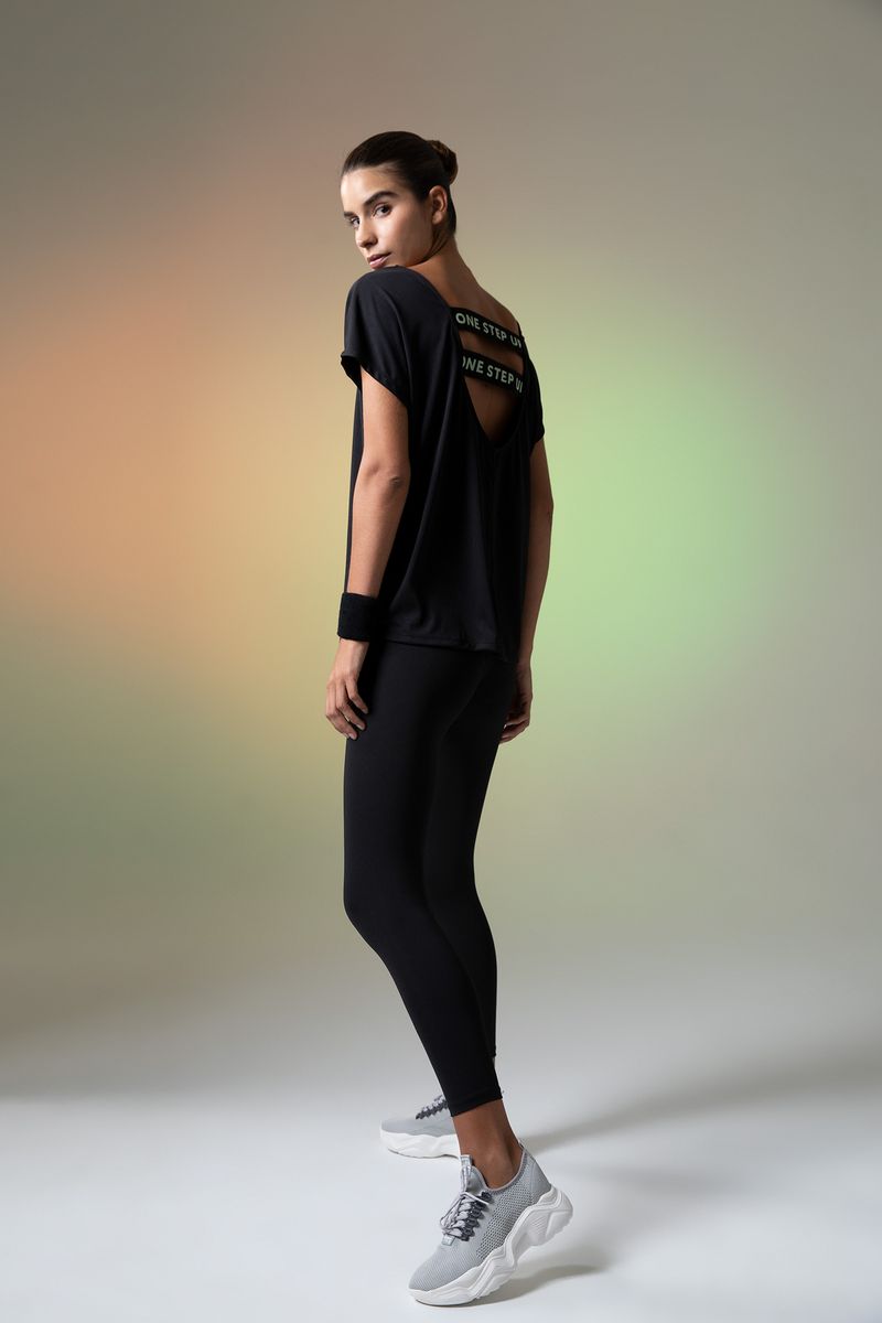 Women -  Fitted Leggings-Black