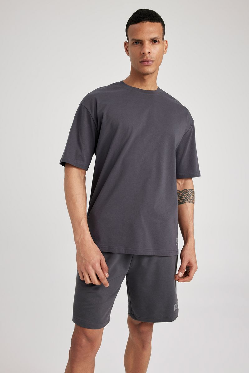 Man Oversize Fit Short Sleeve Crew Neck Knitted T-Shirt - Anthracite