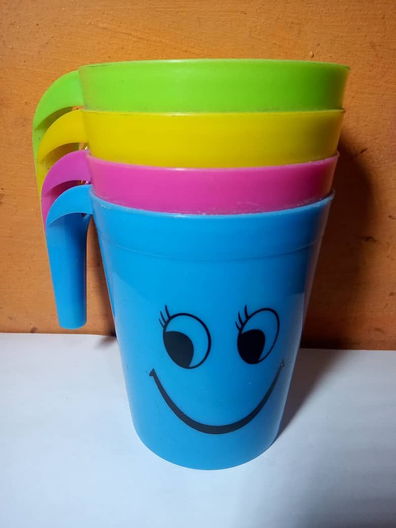 4pcs Smiling Face Design Children Plastic Cup With Handle
