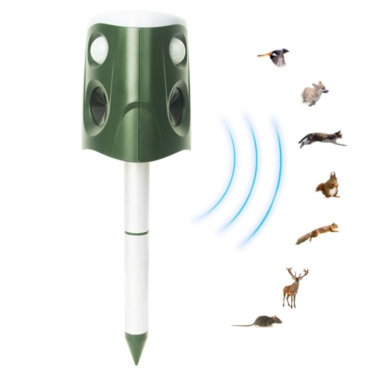 SJZ026 360 Degree Ultrasonic Solar Energy Animal Repellent