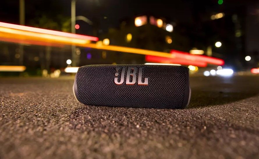 FLIP 6 Waterproof Portable Bluetooth Speaker