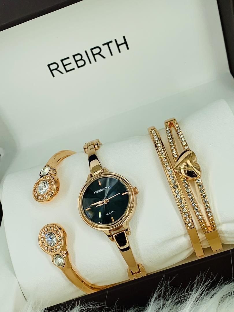 Stainless Luxury  Steel Quartz Gold Women Watches + Bracelet Sets