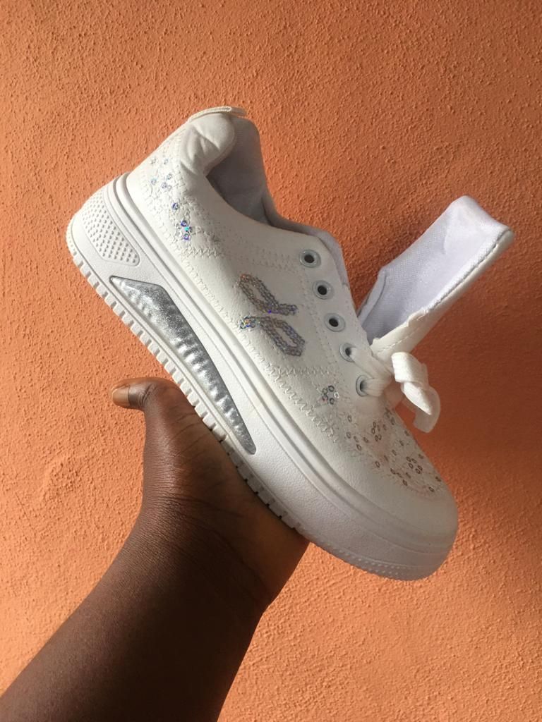 Soft Plain Ladies Unique Sneaker -artic White